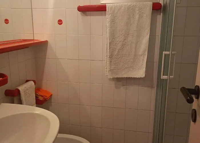 Se198 - Senigallia, Luminoso Bilocale Fronte Mare Al Piramidi *